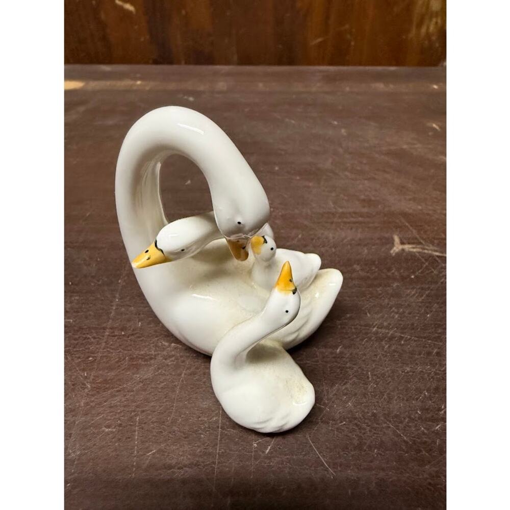 Vintage Meico Inc Goose Family Figurine